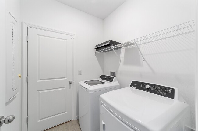 Building Photo - 7341 SW 76th Ter