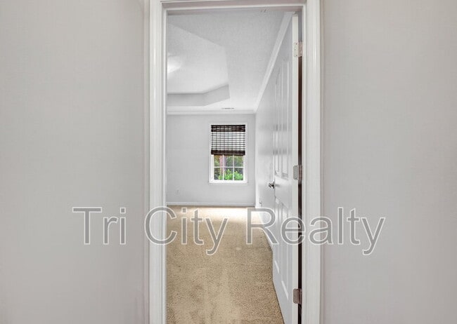 Building Photo - 69 Meadows Creek Ln