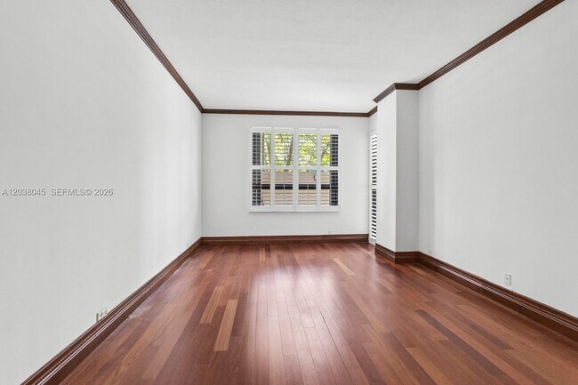 Building Photo - 251 Crandon Blvd