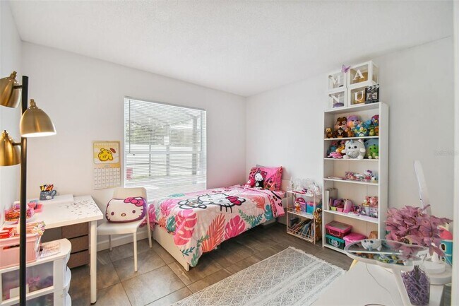 Building Photo - 7819 Turkey Oak Ln