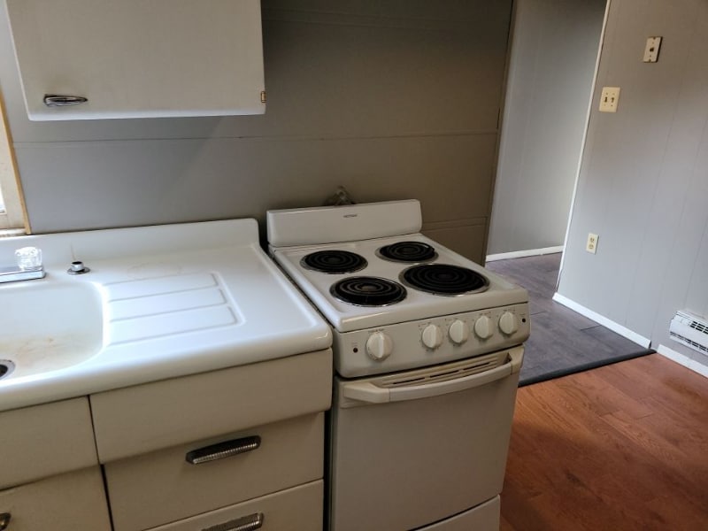 Building Photo - 509 W Centre St