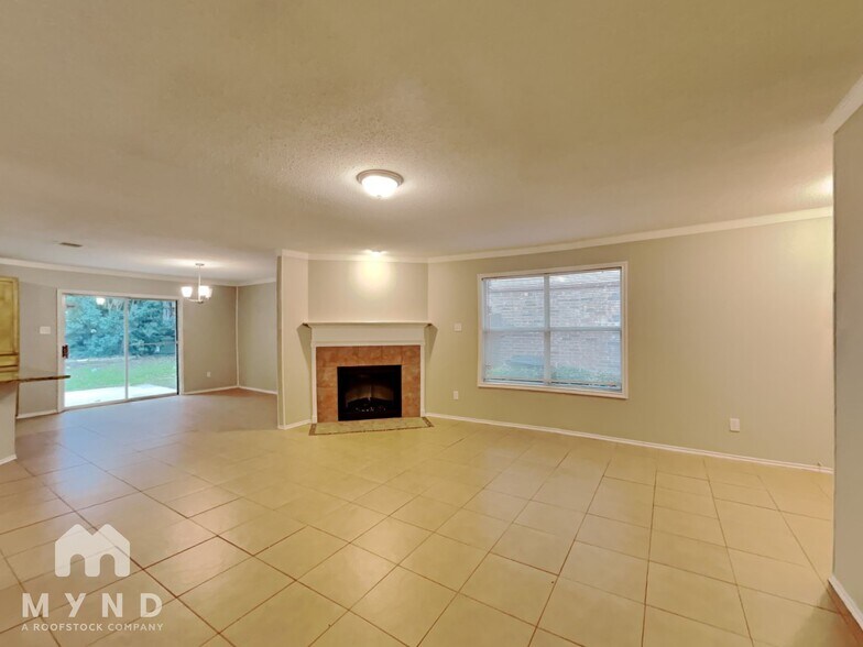 Building Photo - 4908 Thorn Hollow Dr