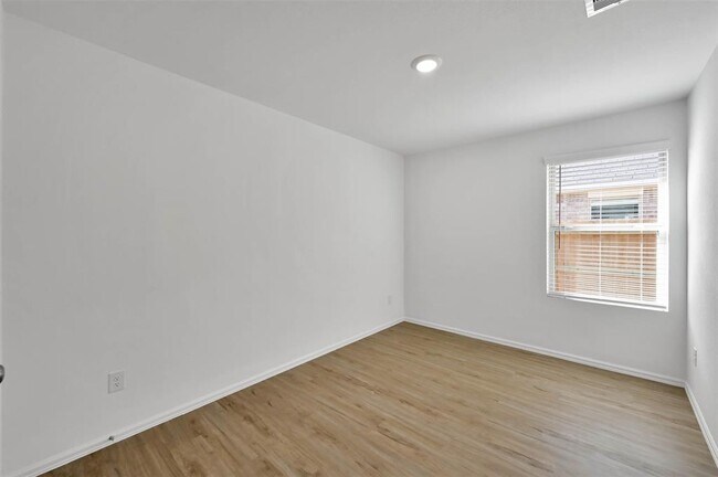 Building Photo - 27010 Rimini Pt Dr