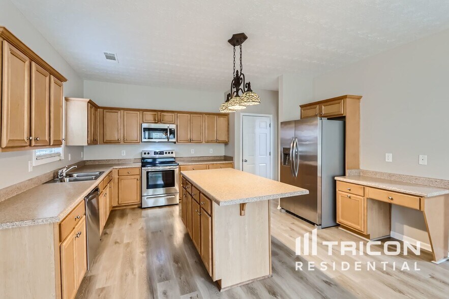 Building Photo - 1316 Crosswind Pl