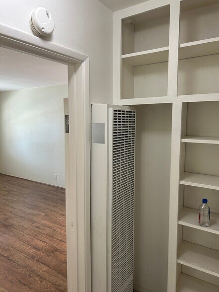 Building Photo - 4115 E Ocean Blvd