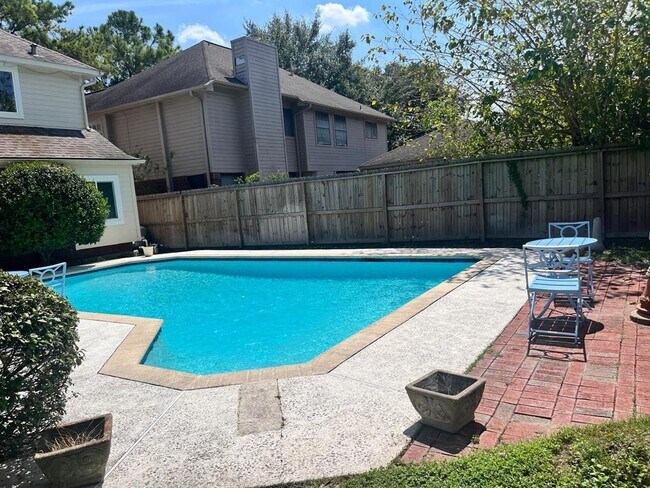 Building Photo - 14111 Torrey Vista Dr