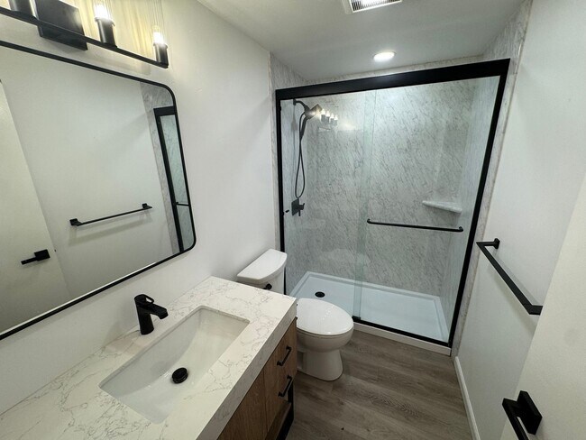 Building Photo - 61 Trinidad Bend