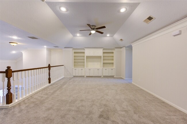 Building Photo - 2011 Spring Cedar Ln