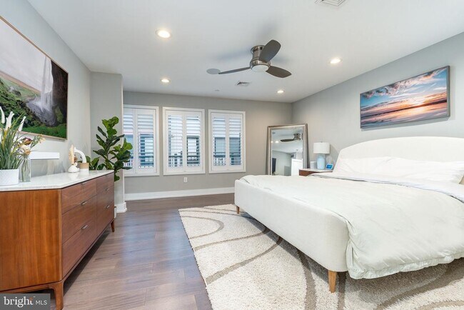 Building Photo - 608 N 3rd St