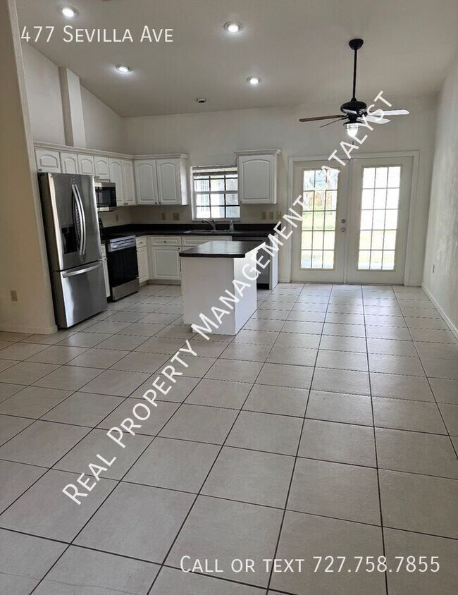 Building Photo - 477 Sevilla Ave