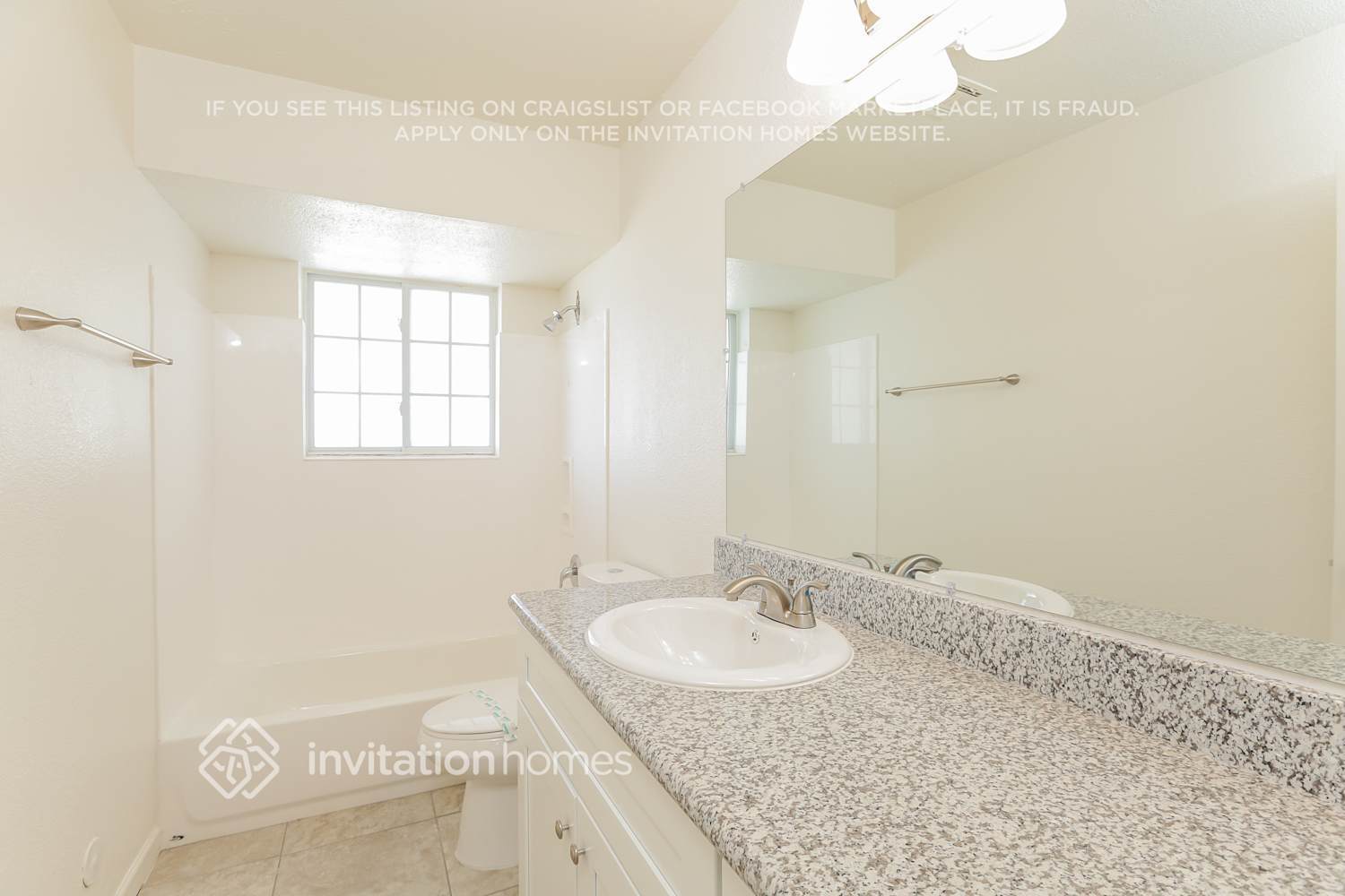 Building Photo - 3843 W Bloomfield Rd