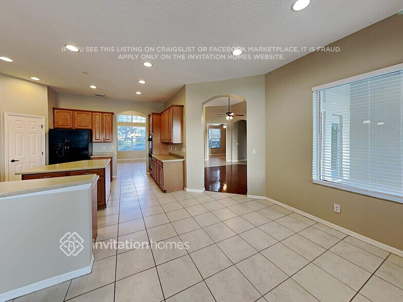 Building Photo - 2433 Blue Stone Ct