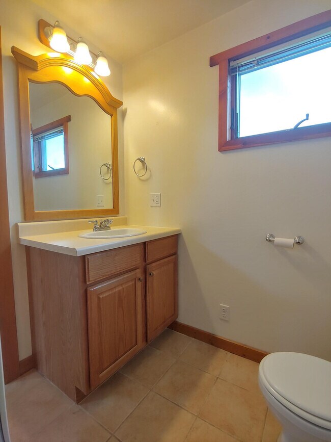 Building Photo - 8890 Cusker Ln