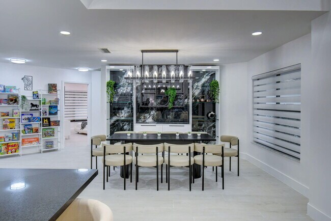 Building Photo - 13302 Doubletree Cir