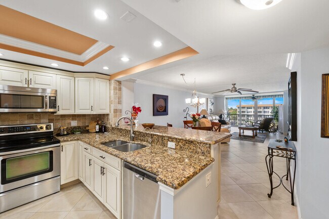 Building Photo - 910 Dogwood Dr