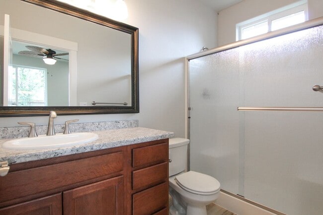 Building Photo - Newly Constructed 3 Bedroom Home!