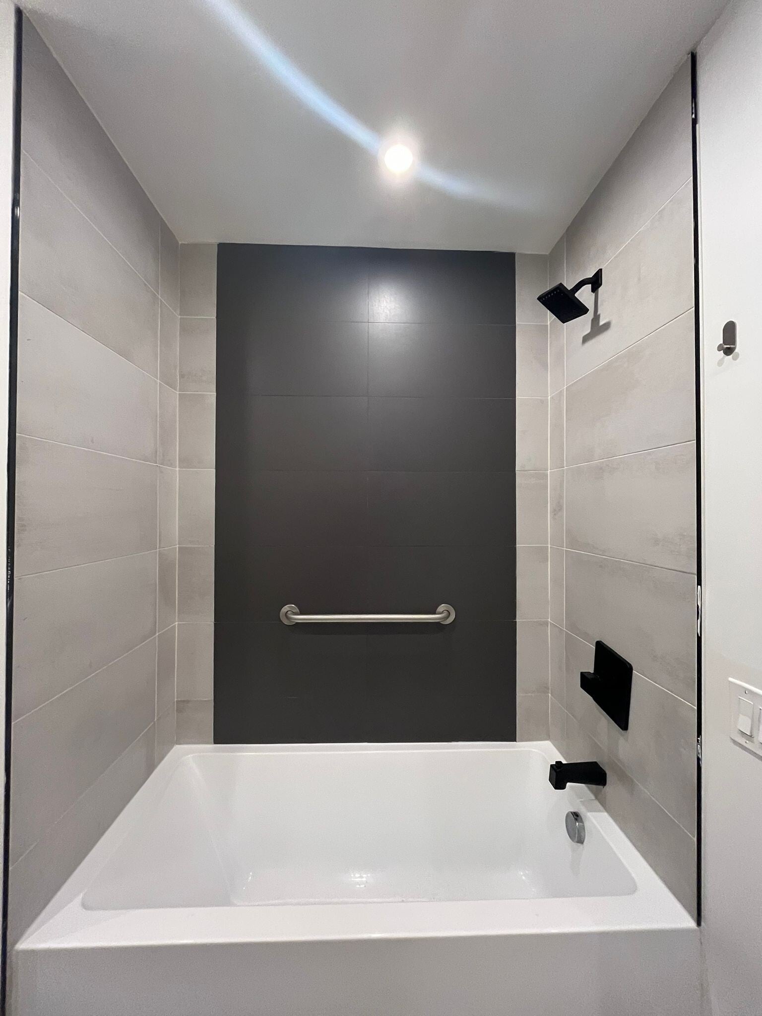 Building Photo - 237 Clinton Ave