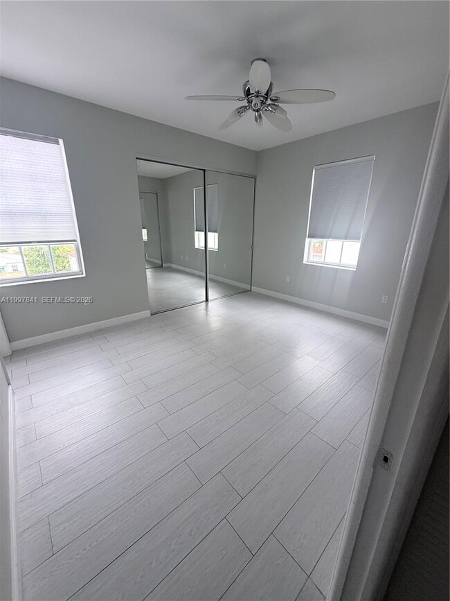 Building Photo - 49 Majorca Ave