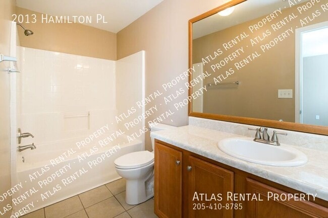 Building Photo - 2013 Hamilton Pl