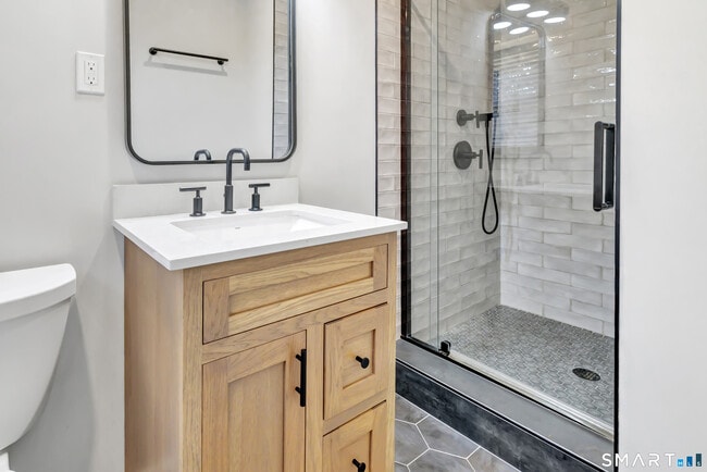 Building Photo - 245 Unquowa Rd