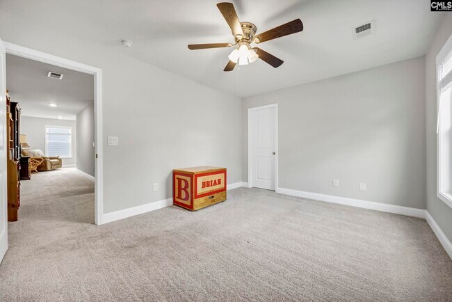 Building Photo - 102 Backspin Dr