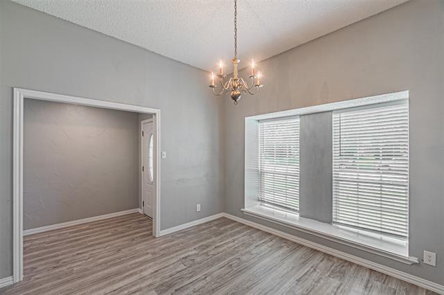 Building Photo - 2435 Old Mill Rd