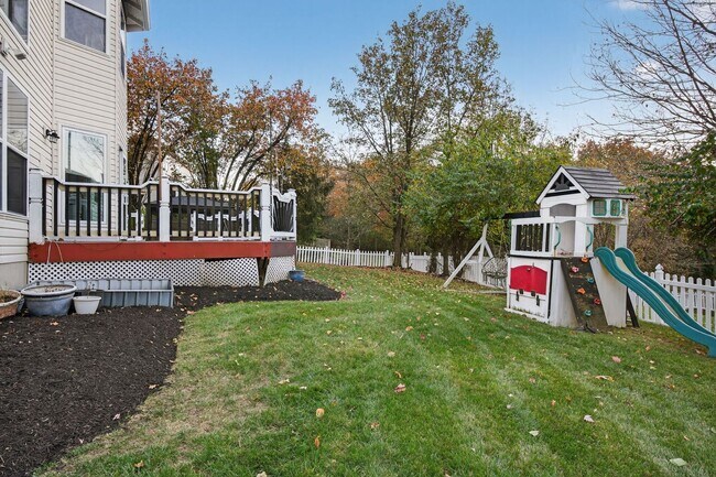 Building Photo - Stunning 4,166 Sq. Ft. Home in Westridge O...