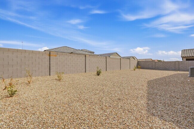 Building Photo - 1796 W Laguna Dr