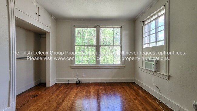 Building Photo - ** Large 1/1 ready now**