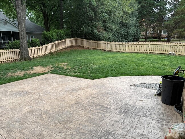 Building Photo - 7907 Willows Pond Ct