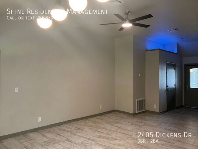 Building Photo - 2405 Dickens Dr