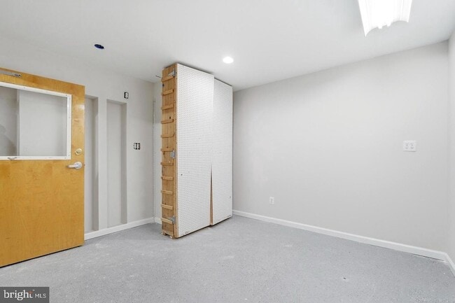 Building Photo - 19925 Interlachen Cir