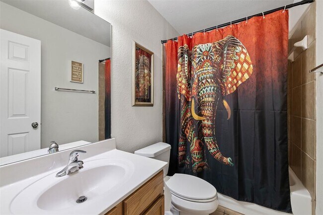 Building Photo - 20980 Waterside Dr