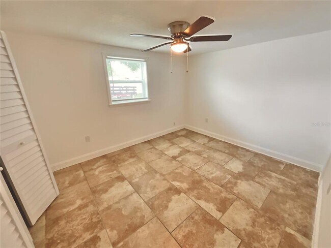 Building Photo - 4233 Belle Isle Ct