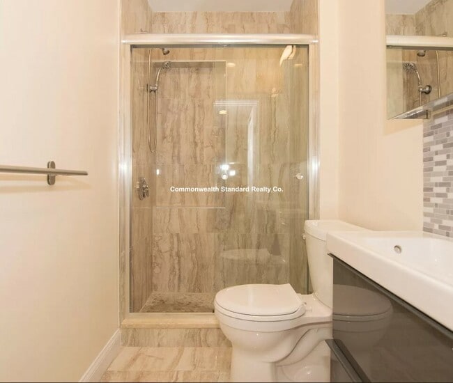 Building Photo - 1616 Beacon St