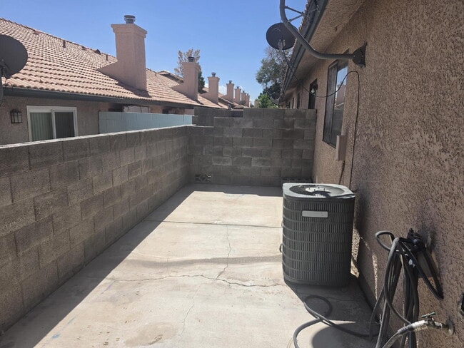 Building Photo - "Charming 2-Bedroom Oasis with Cozy Fireplace on Caracas Dr!"