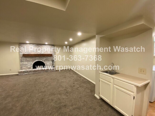 Building Photo - 7089 S 2825 E