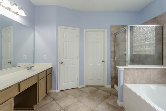 Building Photo - 3430 Lilac Ranch Dr