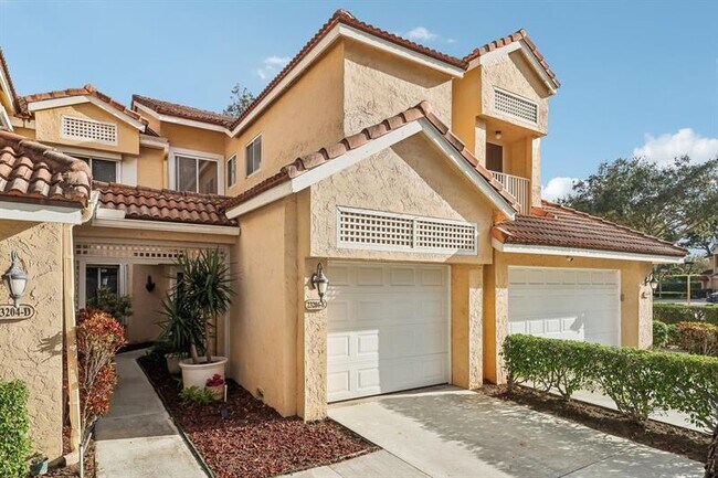 Building Photo - 23204 Fountain View Dr