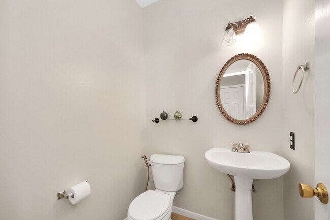 Building Photo - 11451 Ashford Willow