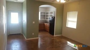 Building Photo - 1112 Jones St