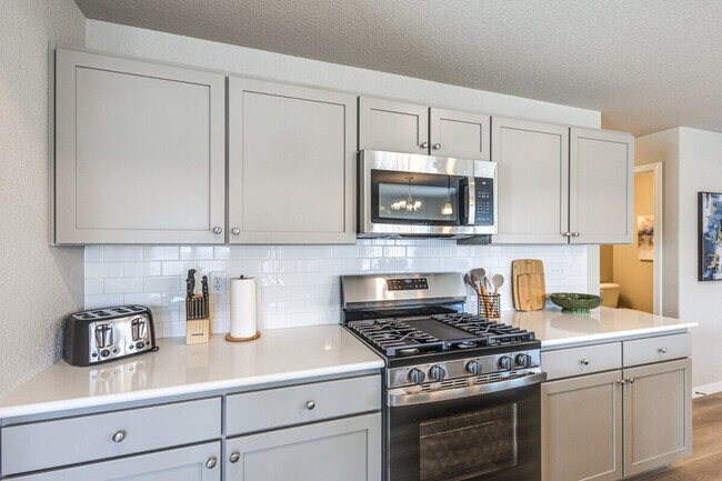 Building Photo - 8466 Blue Feather Lp