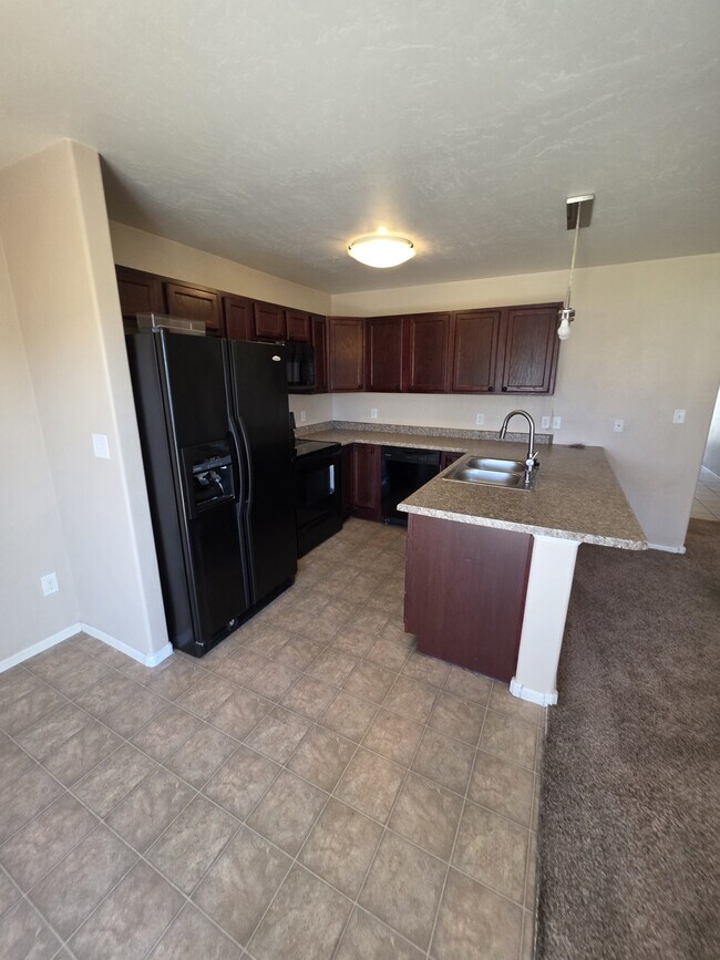 Building Photo - 2492 Brookwillow Loop