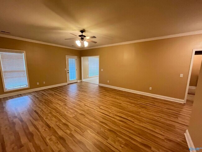 Building Photo - 120 Lexi Ln