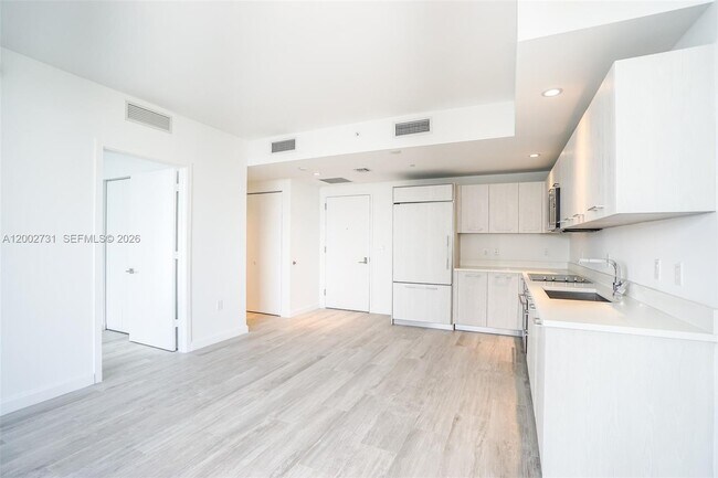 Building Photo - 55 SW 9th St