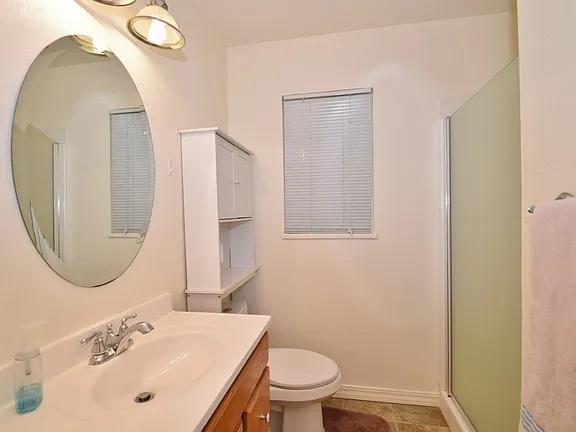 Building Photo - 353 Miller Creek Rd