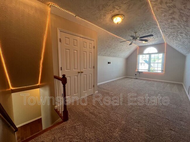 Building Photo - 3539 Harrisburg Dr