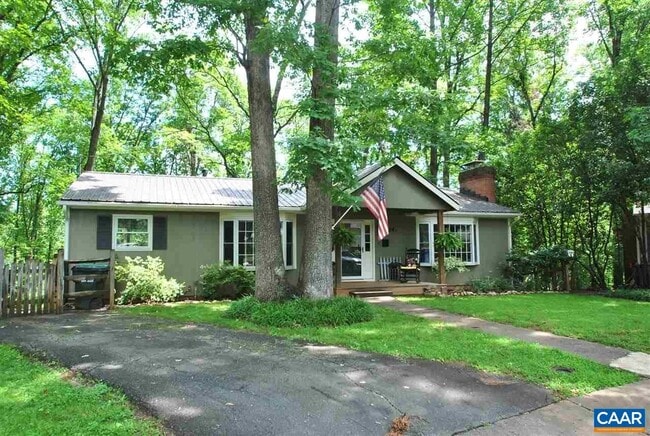 Primary Photo - 114 Elkhorn Rd