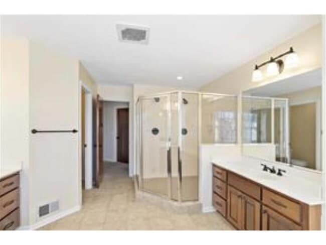 Building Photo - 12424 Princeton Ave