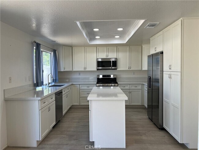 Building Photo - 9251 Middlefield Dr